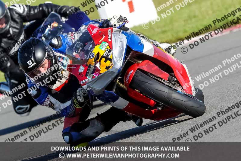 donington no limits trackday;donington park photographs;donington trackday photographs;no limits trackdays;peter wileman photography;trackday digital images;trackday photos
